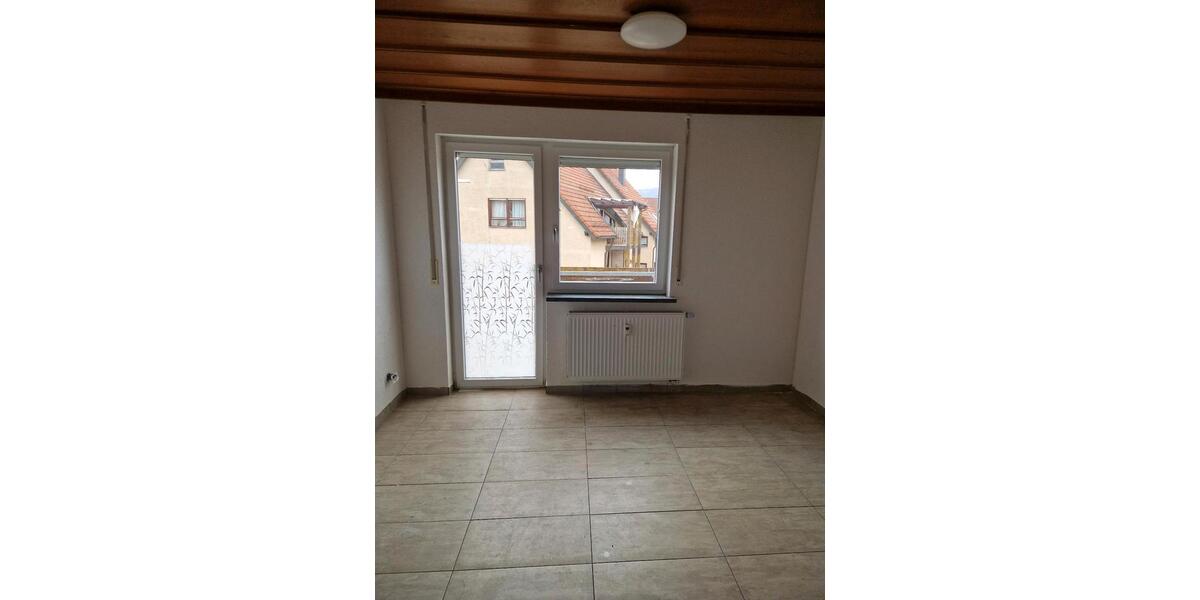 Etagenwohnung Deggingen - 1 Zimmer, 88 m&sup2;, 1.050&euro; | Angebot:25654066