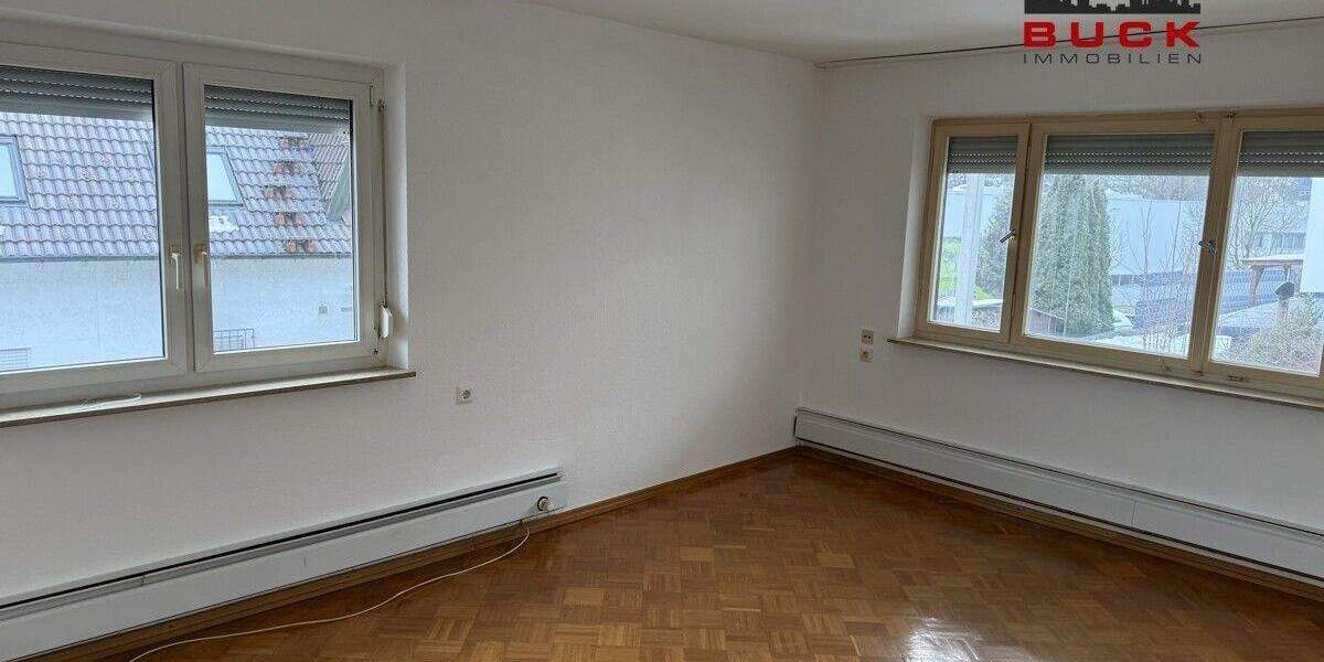 Etagenwohnung Mühlhausen - 3 Zimmer, 100 m&sup2;, 800&euro; | Angebot:25744365