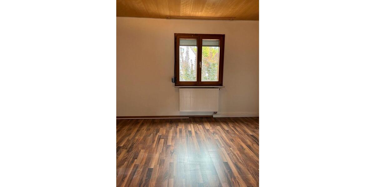 Etagenwohnung Esslingen am Neckar Oberesslingen - 2 Zimmer, 60 m&sup2;, 1.180&euro; | Angebot:25332630
