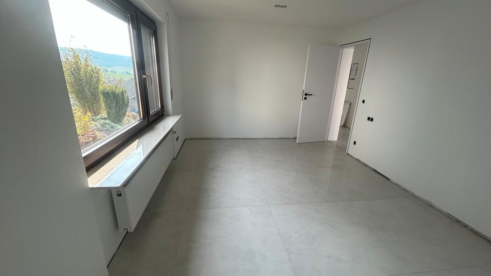 Erdgeschoßwohnung Weissach im Tal - 5 Zimmer, 132 m&sup2;, 1.630&euro; | Angebot:26020895