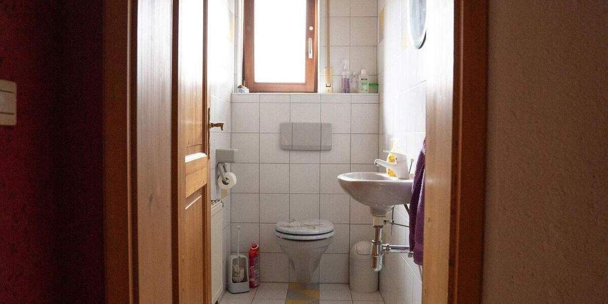 Einfamilienhaus Laichingen Suppingen - 7 Zimmer, 180 m&sup2;, 629.000&euro; | Angebot:25720674