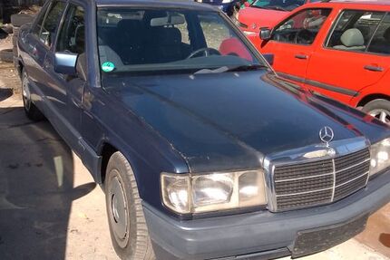 Mercedes-Benz 190 193.570 km 2.700 &euro; Uhingen 73066