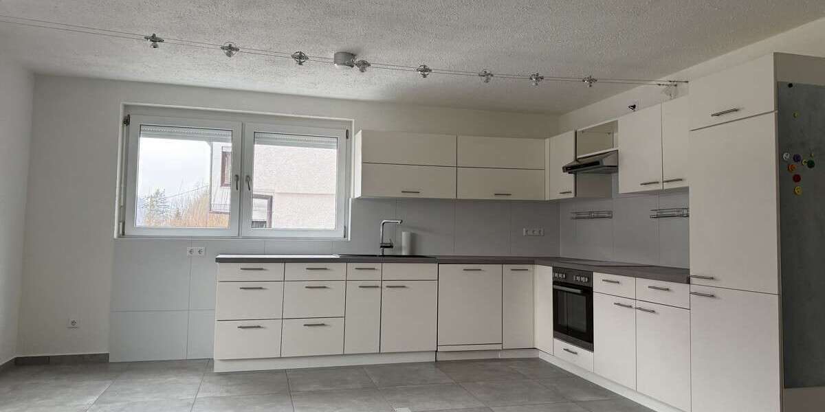 Etagenwohnung Eybach Eybach - 3.5 Zimmer, 79 m&sup2;, 780&euro; | Angebot:24857092