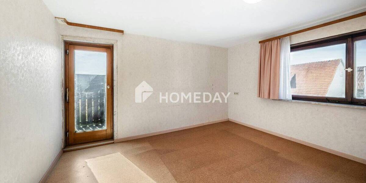 Einfamilienhaus Bad Urach Hengen - 6 Zimmer, 140 m&sup2;, 249.000&euro; | Angebot:25677505