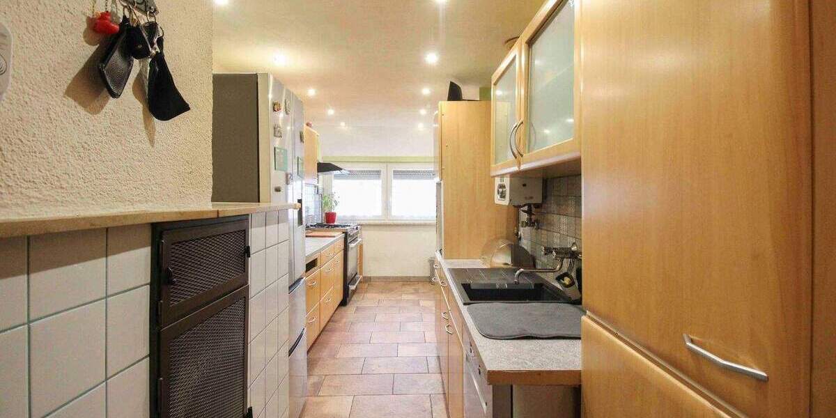 Einfamilienhaus Schorndorf - 4 Zimmer, 265.000&euro; | Angebot:25715088