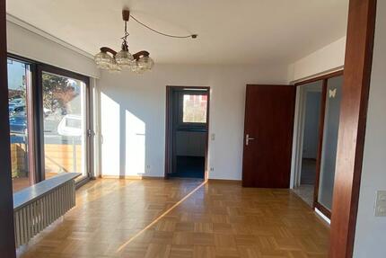 Wohnung Nürtingen - 3 Zimmer, 89 m&sup2;, 1.130&euro; | Angebot:25638355