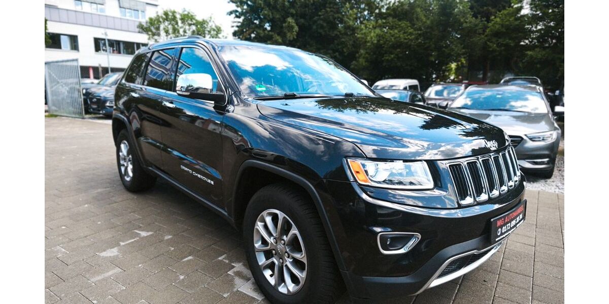 Jeep Grand Cherokee 96.395 km 10.999 &euro; Fellbach 70736