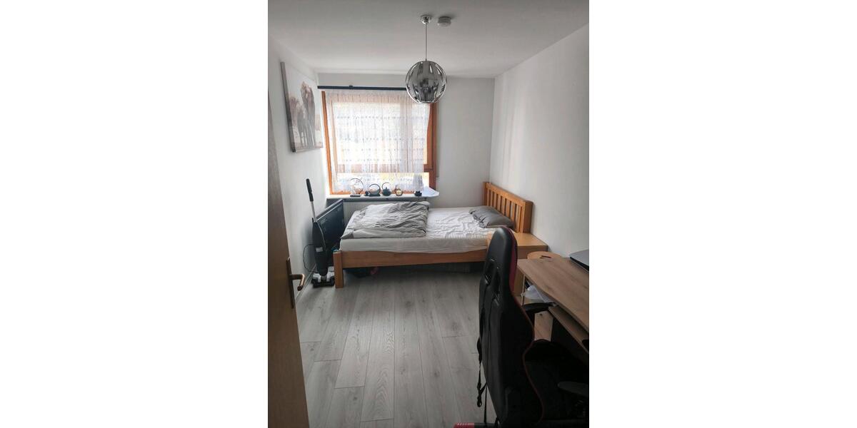 Etagenwohnung Ostfildern - 4 Zimmer, 98 m&sup2;, 369.000&euro; | Angebot:25404682