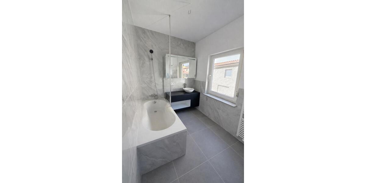 Einfamilienhaus Wiesensteig - 4.5 Zimmer, 102 m&sup2;, 1.100&euro; | Angebot:26348517