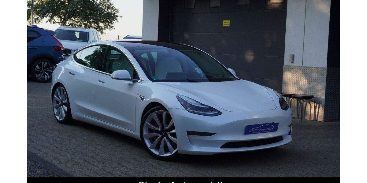 Tesla Model 3 50.000 km 26.999 &euro; Owen 73277