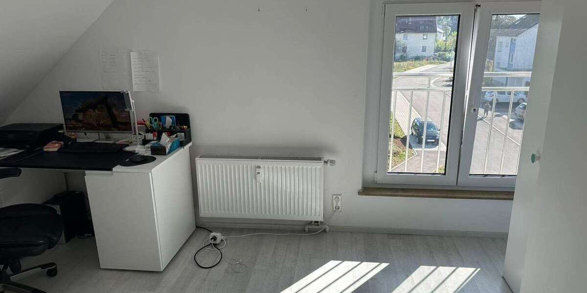 4-Zimmer-Wohnung als Kapitalanlage in 73079 Süßen - Dachgeschoßwohnung Süßen | Angebot:24495036