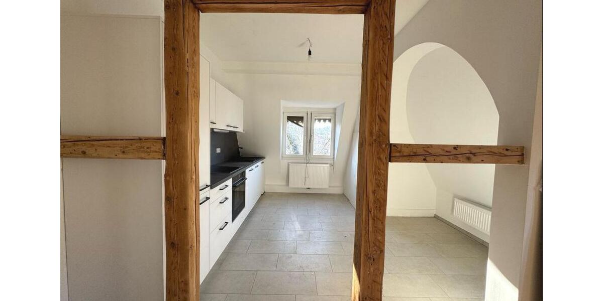 Etagenwohnung Esslingen am Neckar - 4 Zimmer, 97 m&sup2;, 1.490&euro; | Angebot:24943148