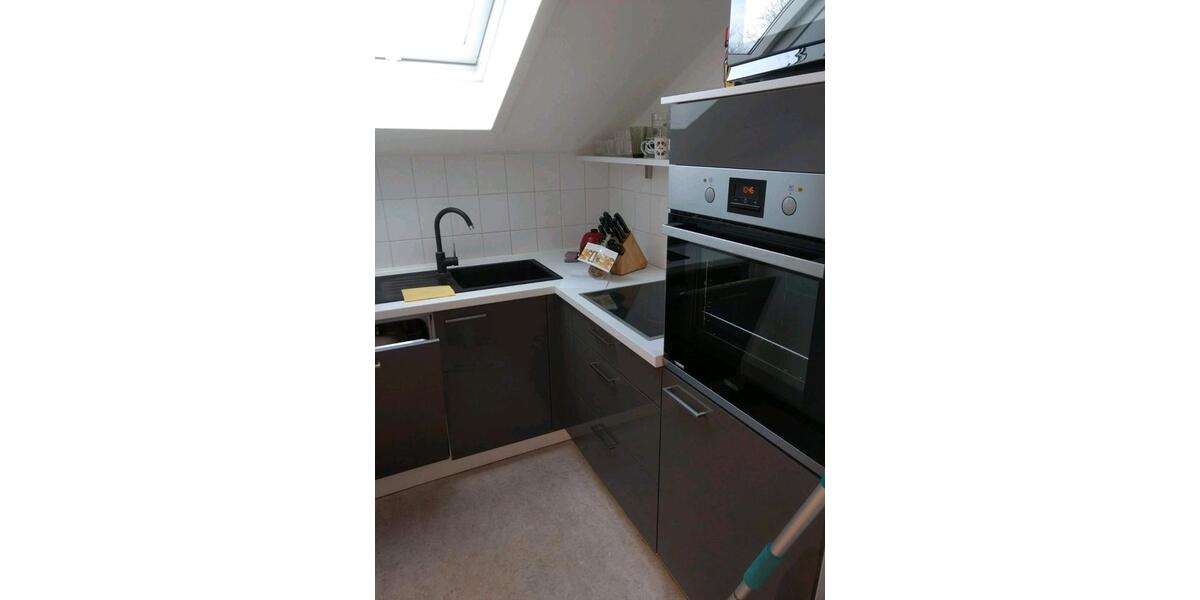 Dachgeschoßwohnung Weinstadt - 2 Zimmer, 47 m&sup2;, 690&euro; | Angebot:27583932