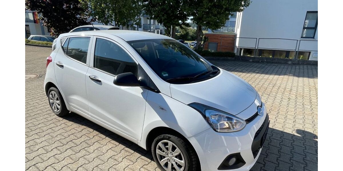 Hyundai i10 23.161 km 7.250 &euro; Berghülen 89180