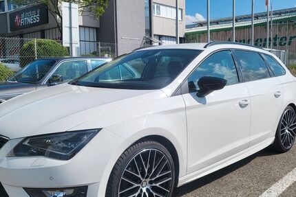 Seat Leon 108.100 km 13.300 &euro; Kirchheim Teck 73230