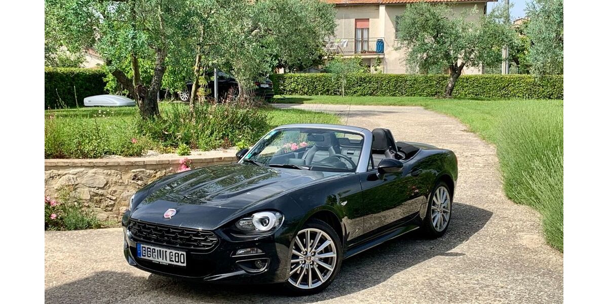 Fiat 124 Spider 16.000 km 18.400 &euro; Nürtingen 72622