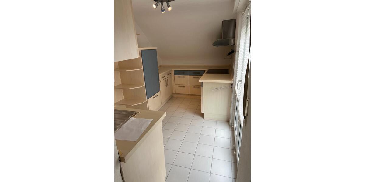 Dachgeschoßwohnung Esslingen am Neckar Oberesslingen - 2 Zimmer, 55 m&sup2;, 850&euro; | Angebot:26055836