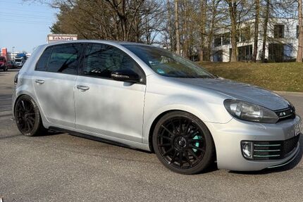 VW Golf 175.000 km 6.800 &euro; Esslingen 73734