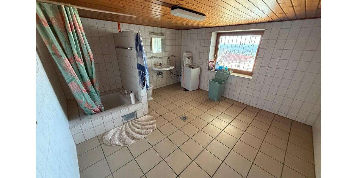 Doppelhaushälfte Lonsee - 3 Zimmer, 130 m&sup2;, 2.000&euro; | Angebot:25804569