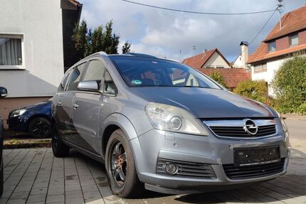Opel Zafira 179.000 km 3.890 &euro; Reichenbach 73663