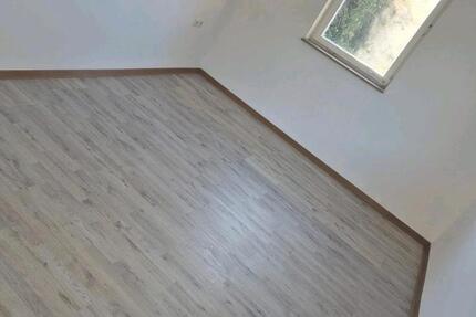 Wohnung Bad Urach - 3 Zimmer, 80 m&sup2;, 1.000&euro; | Angebot:27570396