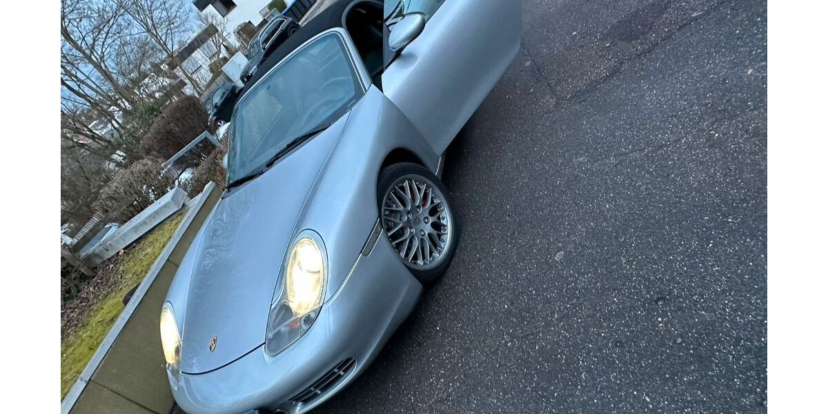 Porsche Boxster 188.000 km 17.900 &euro; Esslingen am Neckar 73733