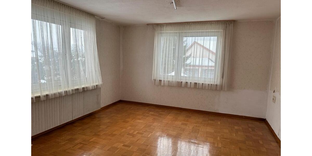 Etagenwohnung Böhmenkirch - 5 Zimmer, 130 m&sup2;, 1.150&euro; | Angebot:24864976