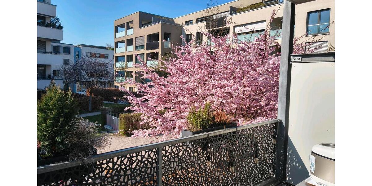 Etagenwohnung Esslingen am Neckar Pliensauvorstadt - 4 Zimmer, 105 m&sup2;, 550.000&euro; | Angebot:26092220