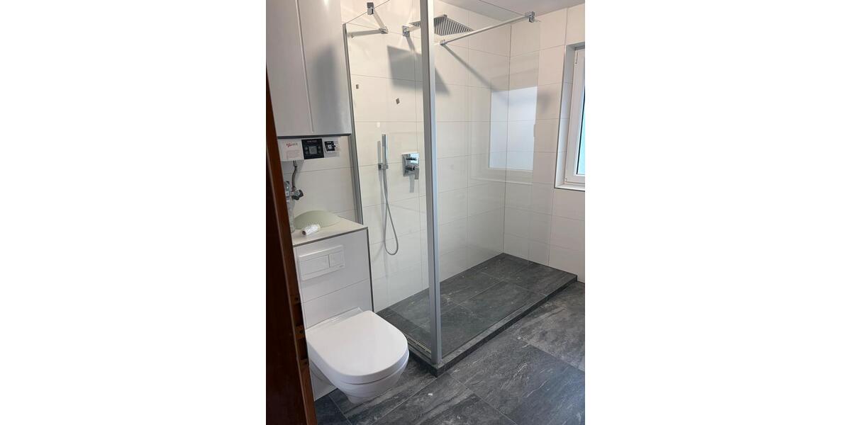 Erdgeschoßwohnung Uhingen - 3 Zimmer, 75 m&sup2;, 1.100&euro; | Angebot:25719329