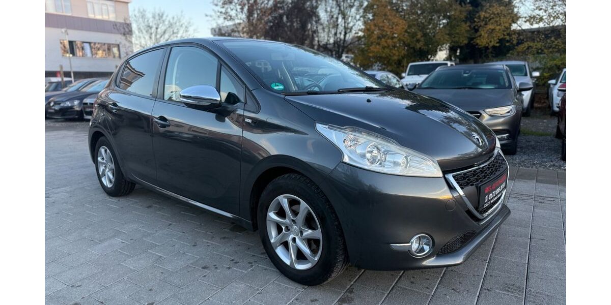 Peugeot 208 94.624 km 4.999 &euro; Fellbach 70736