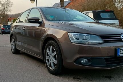VW Jetta 104.000 km 5.000 &euro; Ostfildern 73760