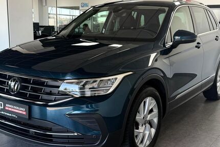 VW Tiguan 69.500 km 25.400 &euro; Heroldstatt 72535