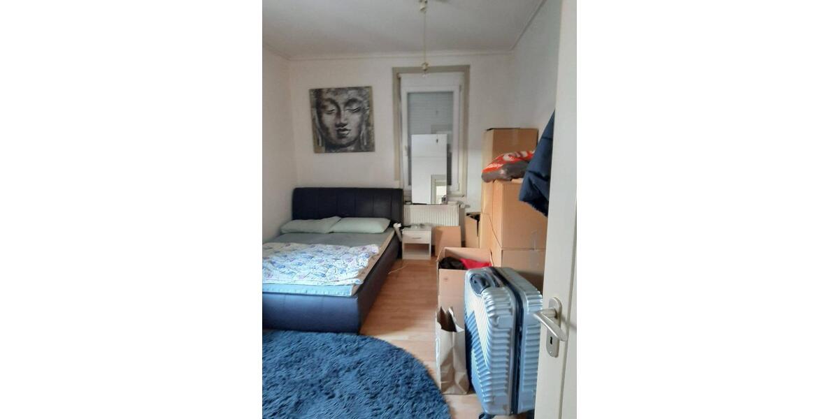 Etagenwohnung Esslingen am Neckar - 4 Zimmer, 90 m&sup2;, 1.000&euro; | Angebot:25902104