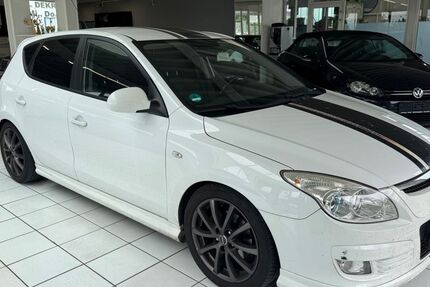 Hyundai i30 246.000 km 2.290 &euro; Berghülen 89180