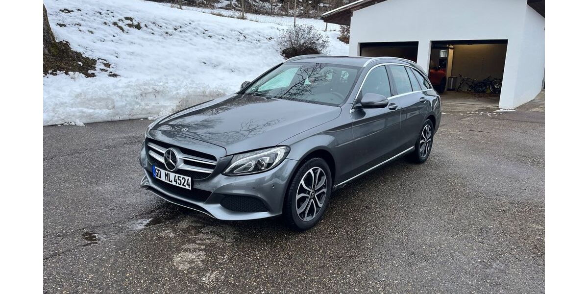 Mercedes-Benz C 200 113.334 km 16.990 &euro; Schwäbisch Gmünd 73527