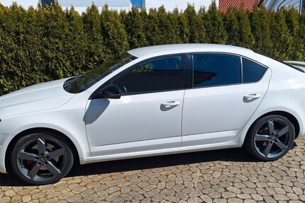Skoda Octavia 121.000 km 22.999 &euro; Heroldstatt 72535
