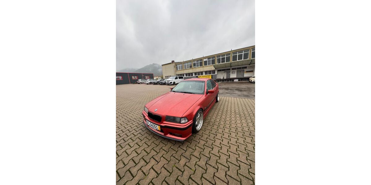 BMW 328 134.000 km 15.399 &euro; Geislingen 73312