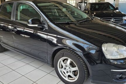 VW Jetta 243.000 km 2.790 &euro; Berghülen 89180