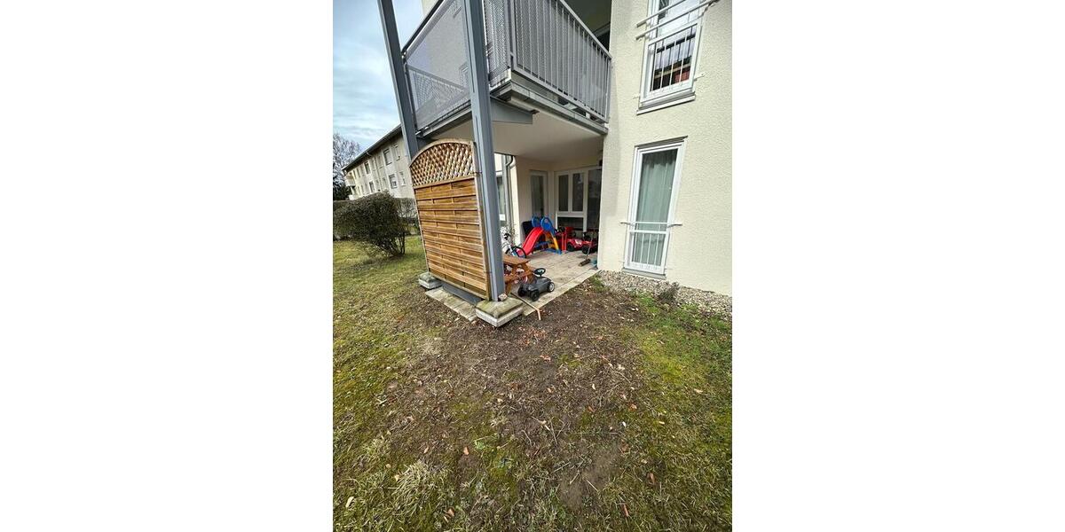 Erdgeschoßwohnung Esslingen am Neckar Pliensauvorstadt - 3 Zimmer, 82 m&sup2;, 350.000&euro; | Angebot:25169922