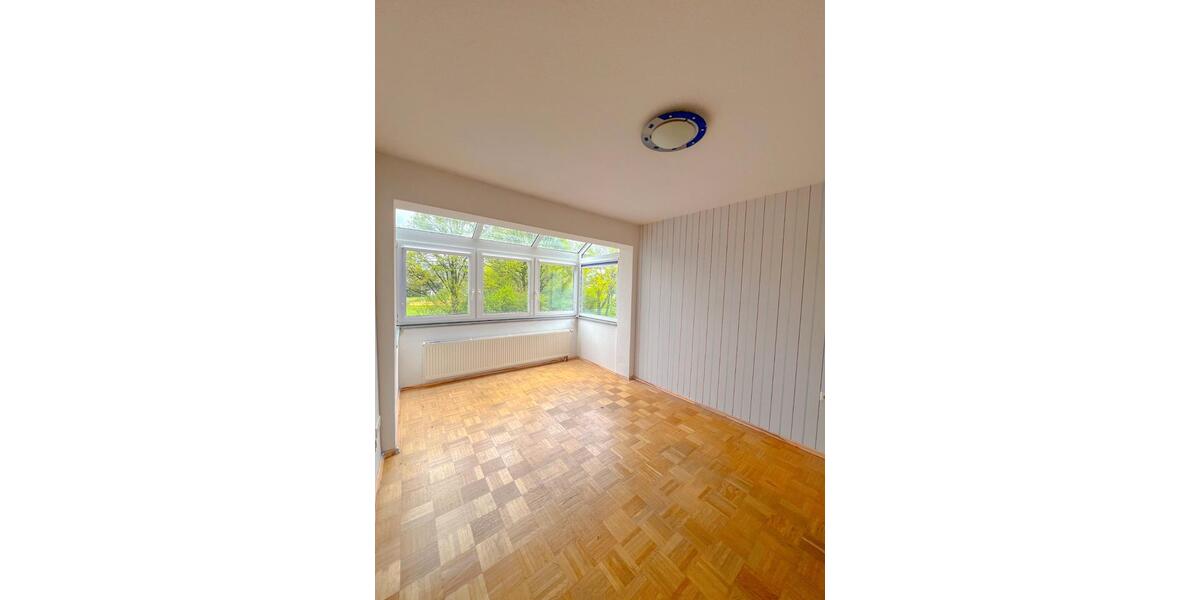 Reihenhaus Süßen - 7 Zimmer, 202 m&sup2;, 590.000&euro; | Angebot:26163656