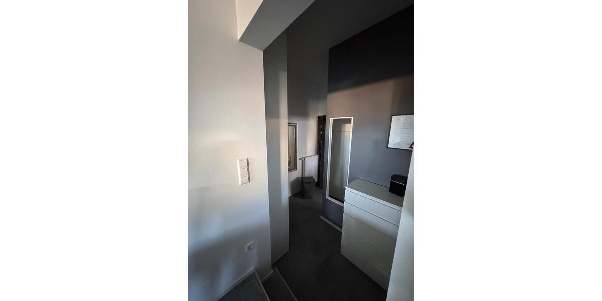 Erdgeschoßwohnung Neuffen - 1 Zimmer, 48 m&sup2;, 600&euro; | Angebot:25233084