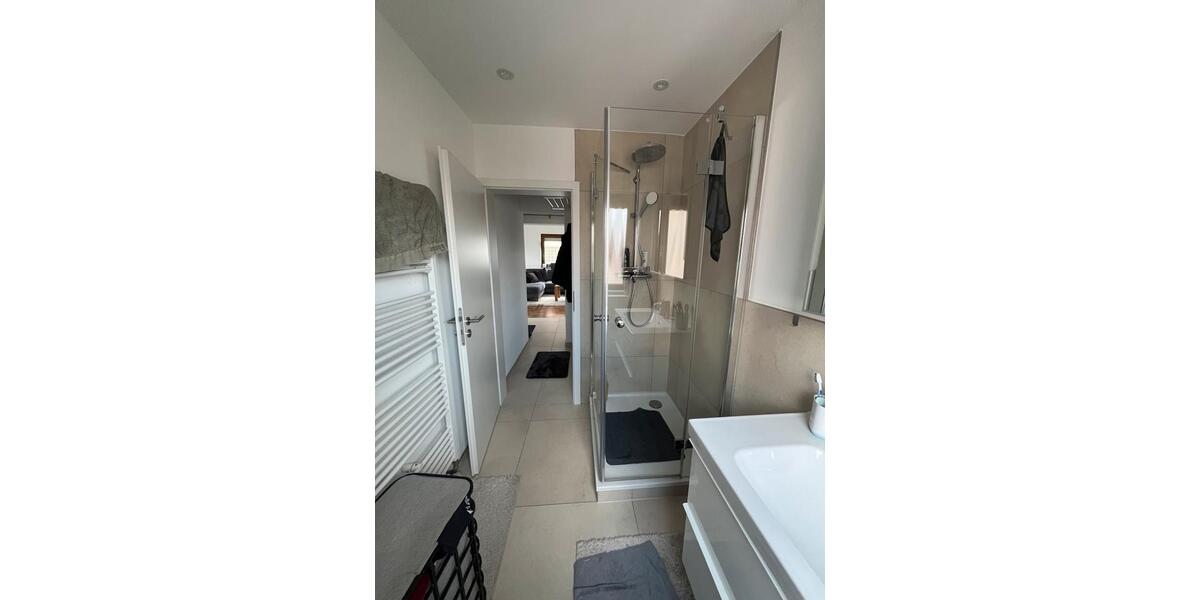 Etagenwohnung Esslingen am Neckar Pliensauvorstadt - 3 Zimmer, 70 m&sup2;, 990&euro; | Angebot:26551912