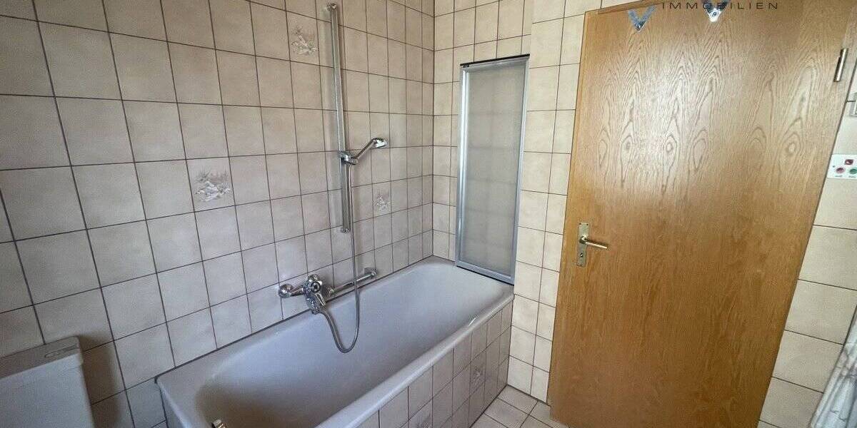 Doppelhaushälfte Geislingen an der Steige Geislingen - 6 Zimmer, 161 m&sup2;, 229.000&euro; | Angebot:25744354