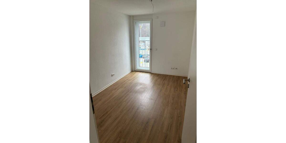 Etagenwohnung Esslingen am Neckar Weil - 4 Zimmer, 95 m&sup2;, 1.743&euro; | Angebot:25700605