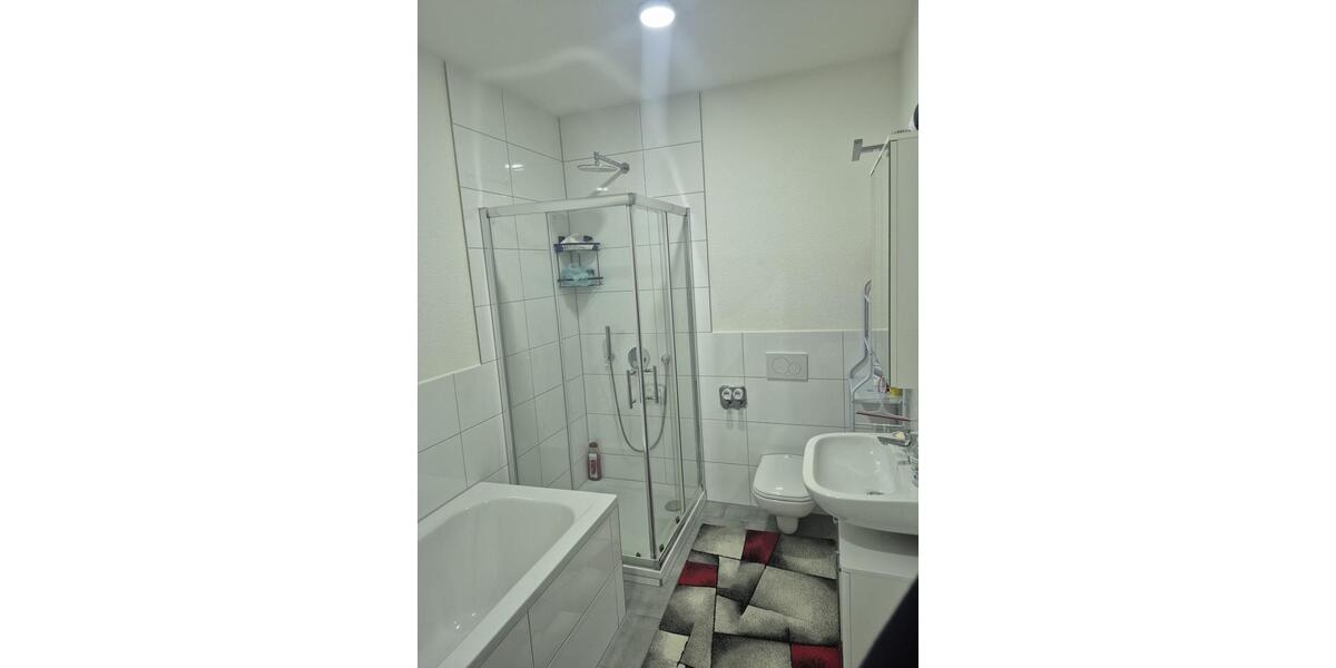 Erdgeschoßwohnung Göppingen Bruckwasen - 5 Zimmer, 134 m&sup2;, 370.000&euro; | Angebot:25843705