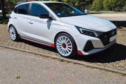 Hyundai i20 13.000 km 26.800 &euro; Schlierbach 73278