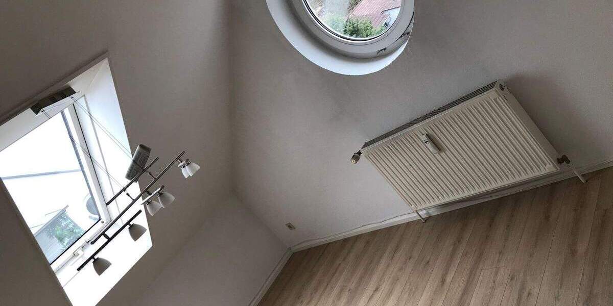 Etagenwohnung Esslingen am Neckar Zell - 3 Zimmer, 75 m&sup2;, 890&euro; | Angebot:25735186