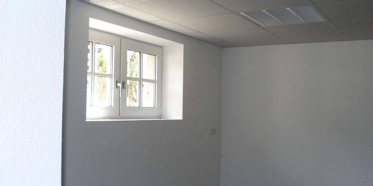 Gewerbeobjekt Schorndorf - 1 Zimmer, 40 m&sup2;, 340&euro; | Angebot:25674702