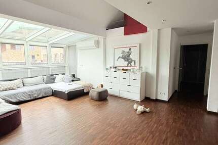 Wohnung Kirchheim - 4 Zimmer, 162 m&sup2;, 1.600&euro; | Angebot:26083882