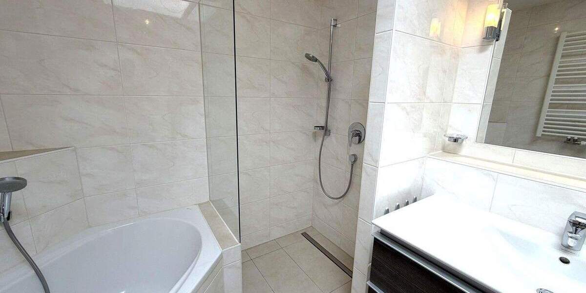 Etagenwohnung Weinstadt Beutelsbach - 3 Zimmer, 98 m&sup2;, 590.000&euro; | Angebot:25735493